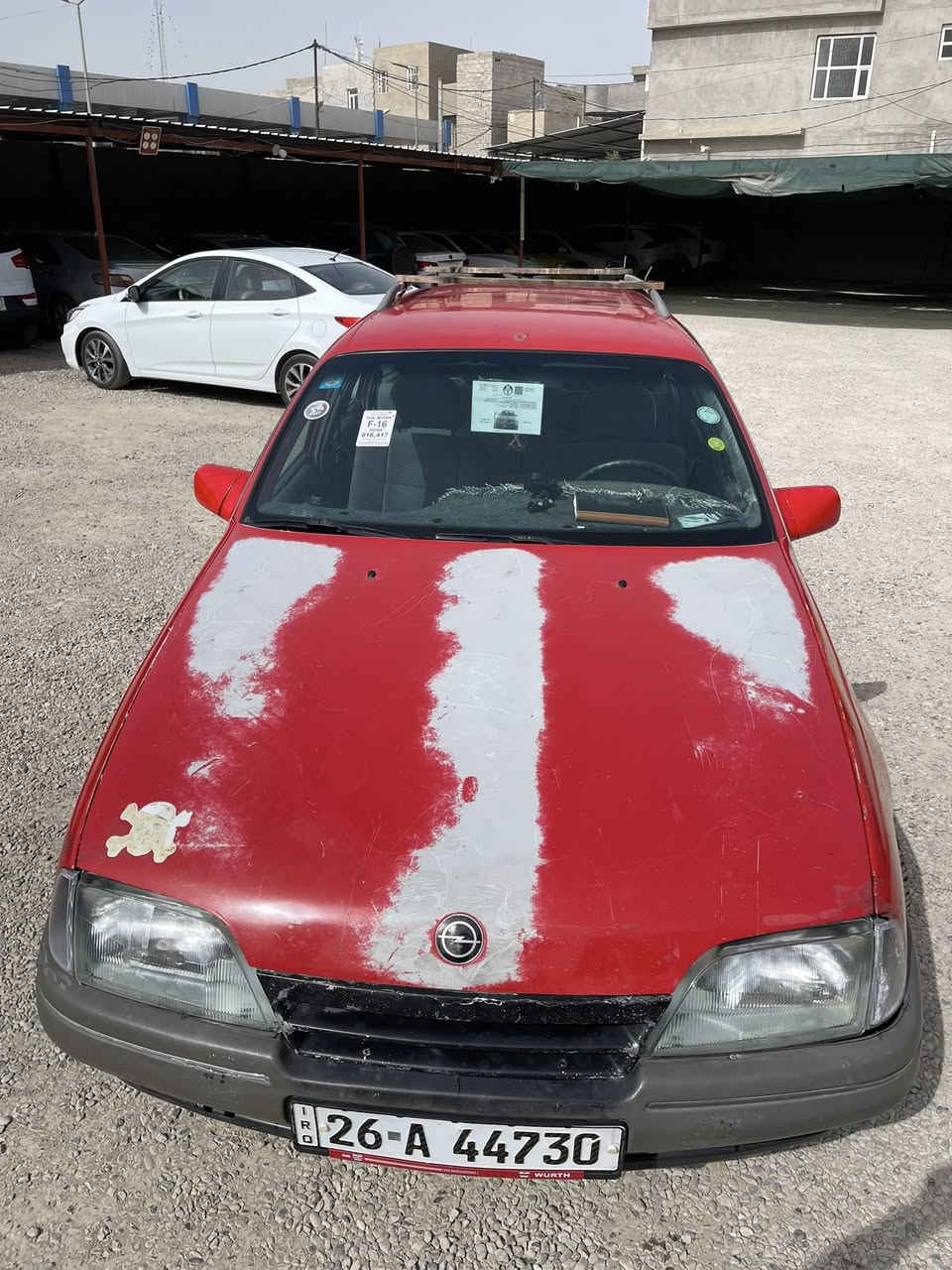 السلام عليكم اوبل اوميكا استيشن موديل 1990 رقم صلاح الدين تحويل مباشر السيارة بدون نواقص تفيد الي عندة شغل ترهم بيع او مراوس وانطي فرق عادي 
السعر  28وبيهة مجال 
العنوان ديالى بعقوبة المركز 
***********واتساب 
 اتصال ***********
