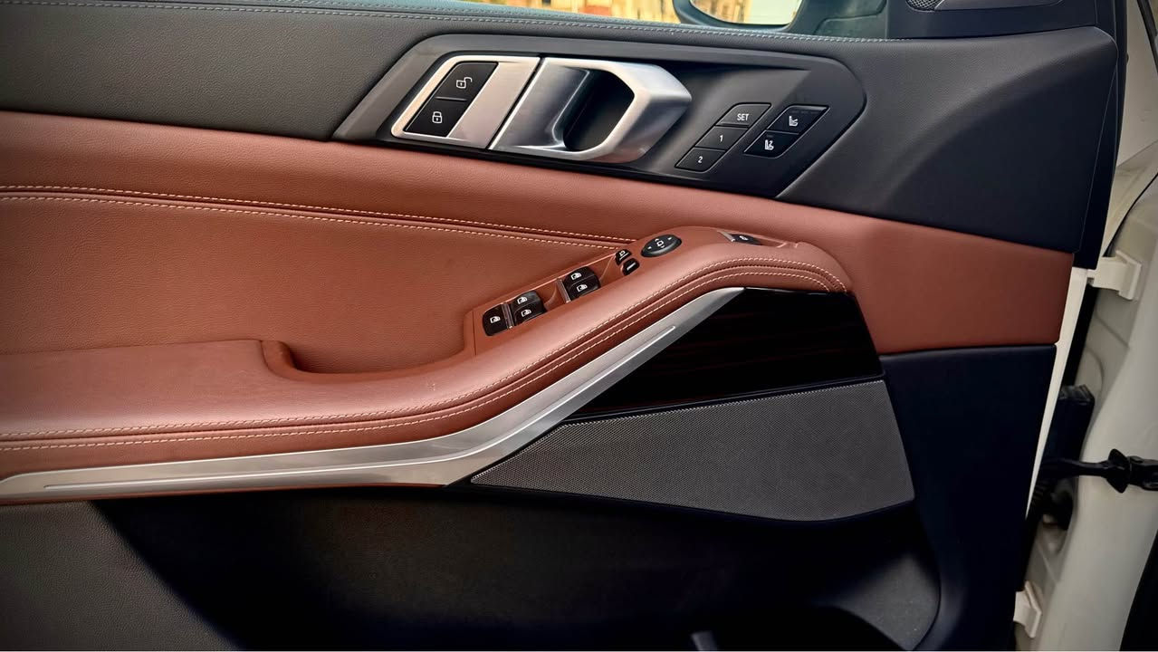 BMW X5
24,000 km
2024
M40i
Protect Me 
All Fabric الشيخ زايد, الجيزة


**إذا كنت صاحب هذا الإعلان وتريد حذفه لأي سبب، رجاءا أرسل رسالة إلى الدعم الفني**