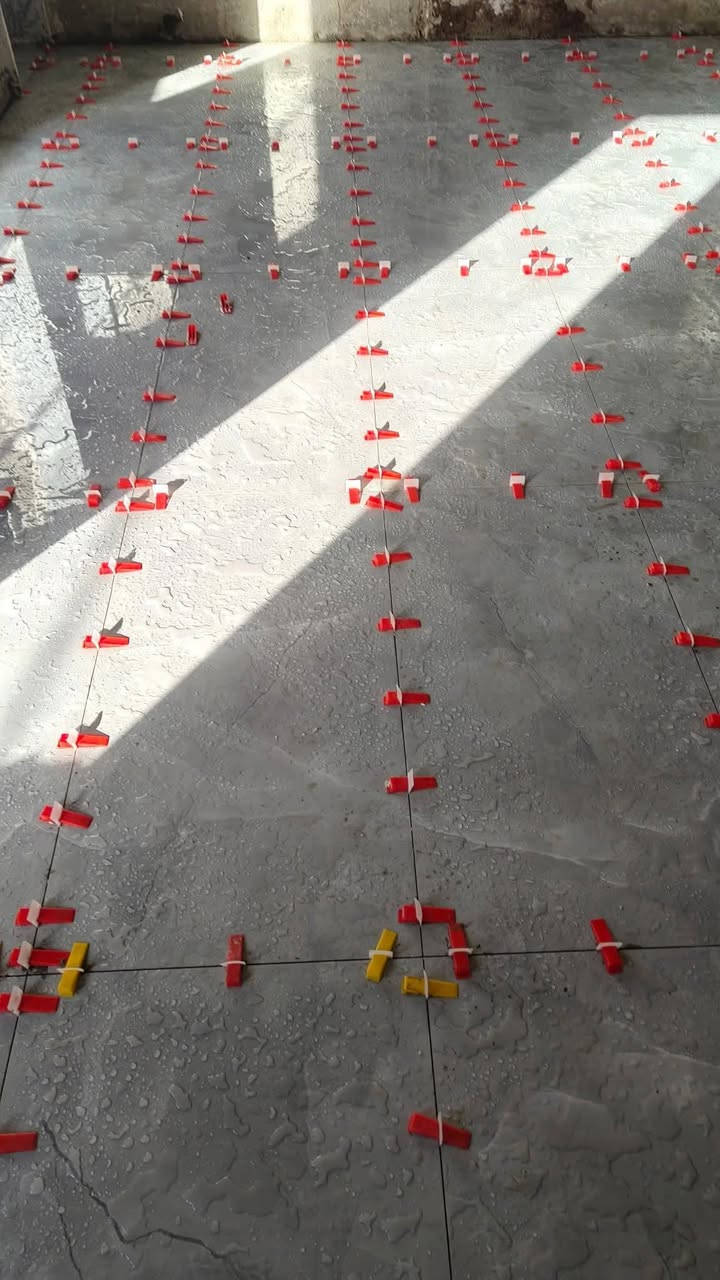 سلام عليكم جزء من عملي متفرغ حاليا اصتا من الموصل سرميك ارضيات بورسلين سرميك جداري شرط الشغل درجة أولى واستلم مهندس اتصل أو*********** واتساب
