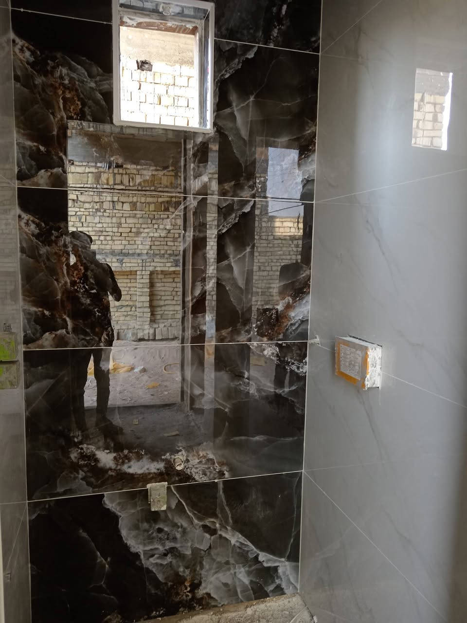 ابو محمد (*********** )لعمل السيراميك والمرمر والبورسلين وبيات الدرج ارضي جداري وشرط الشغل درجة أولى بعض الصور من عملي اتمنى ان ينال اعجابكم
