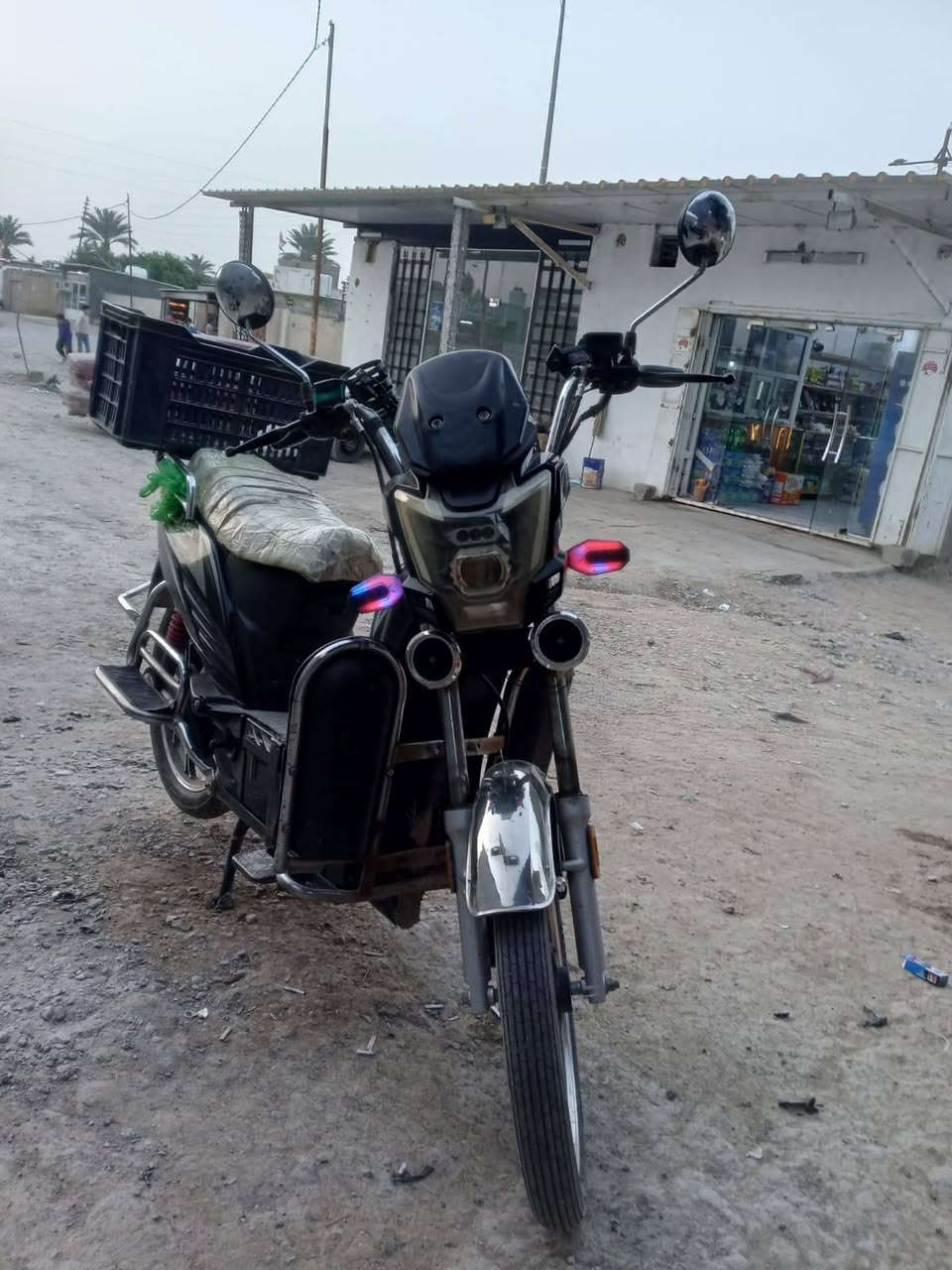 سلام عليكم .
دراجه شحن للبيع مكفوله من كلشي بطاريات جدد كلهن . كهربائيات كلها شغاله. السعر 550 وبيها مجال للطيبين 
العنوان: بغداد ناحيه الرشيد . منطقه السيافيه الاولى


**إذا كنت صاحب هذا الإعلان وتريد حذفه لأي سبب، رجاءا أرسل رسالة إلى الدعم الفني**