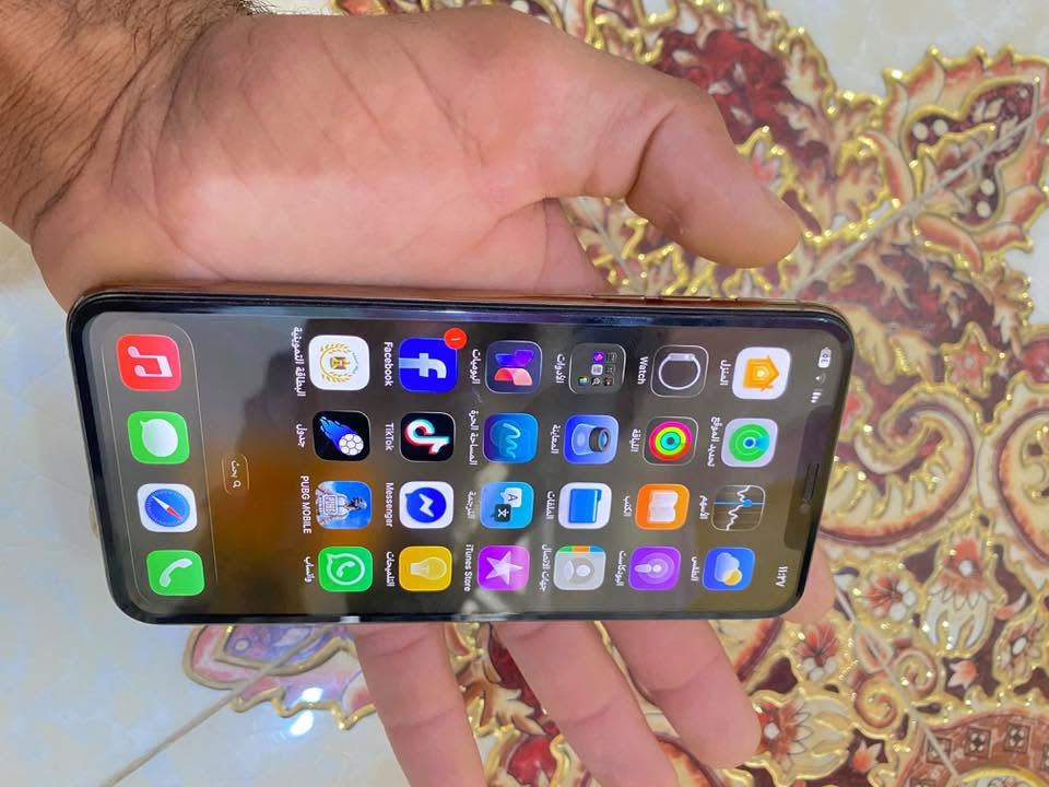 سلام عليكم ايفون ١١ برو ماكس ذاكرة ٢٥٦ بطاريه ٨٧ مبدل شاشه الاصليه وبي فطور بل ضهر مثل ماموضح بل صورة من هاز مكفول وخير من الله مراوس فقط بدراجه للتواصل واتساب ***********
