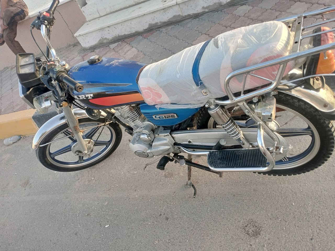 سلام عليكم دراجه بارت للبيع مديل 23اوراق اصولي دراجه مفتوحه بوشه دراجه خير من الله كل نقص مابيها سعر (800) بيها مجال قليل 
*********** 
#الناصرية
