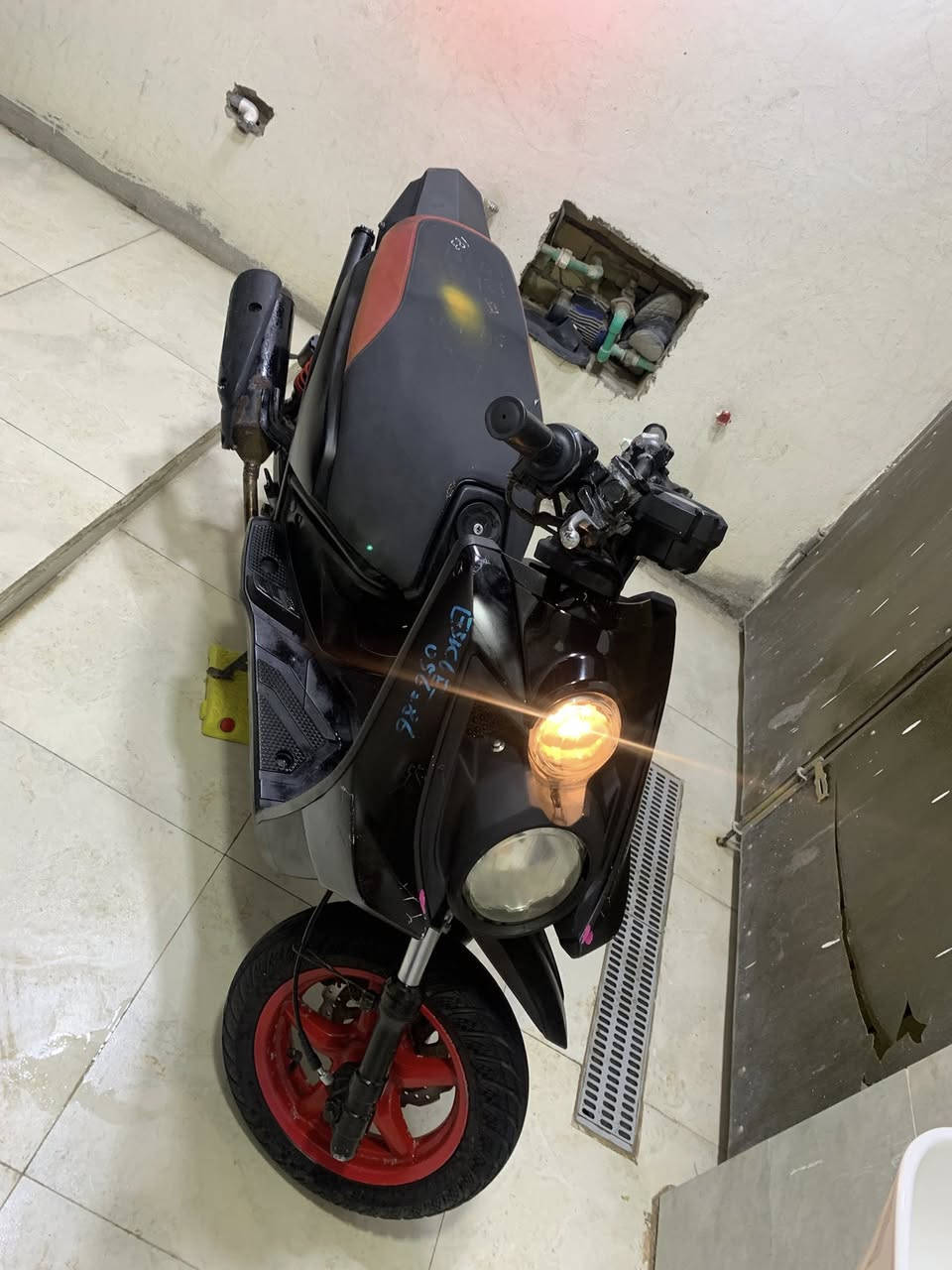 السلام عليكم
سكـنس جبلي صارلها اقل سبوع نازله رمبه اوراق دراجه موجوده 
دراجه اكفلك كفاله عامه 
دراجه بيها صالنصه بيه بكلايت بيها ستيرن رياضي
دراجه رايدها مراوس شعندك شي قوي اعرض بتعاليق ها جماعت النطايح لتعلقون 😂👍🏻


**إذا كنت صاحب هذا الإعلان وتريد حذفه لأي سبب، رجاءا أرسل رسالة إلى الدعم الفني**