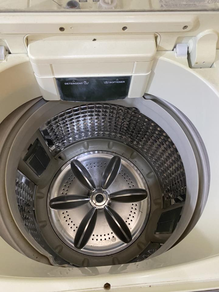 السلام عليكم قيم وخذ *********** واتساب
