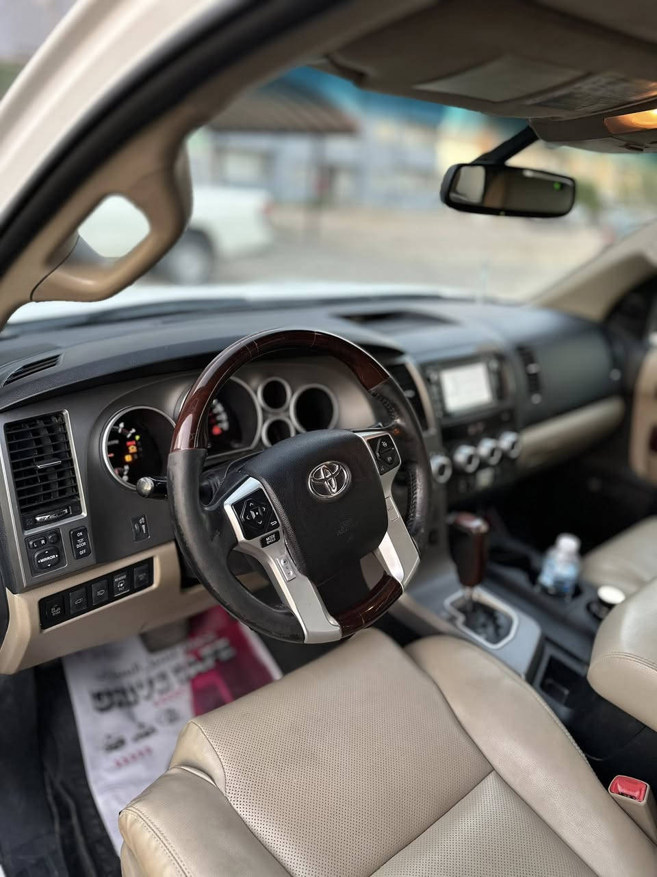 السلام عليكم
للبيع سيارة تيوتا سيكويا 2014 بلاتينيوم
المحرك 5700 V8
زوج تاير جديد باتري جديد
السياره وارد أمريكي للبيع او لمراوس حسب القناعة السعر210 وبيهة مجال للتواصل خاص او رقمي *********** 
***********
السيارة معمرة للأخير بمركز تان باشراف احمد البياتي السيارة كاملة من كلشي
