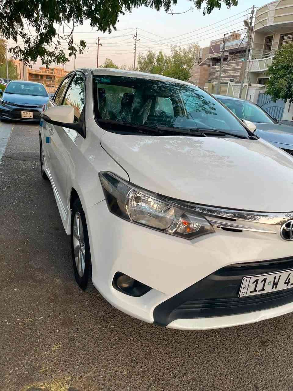 السلام عليكم
تيوتا يارس 2014 خليجي رقم بغداد تحويل مباشر بأسمي 
محرك 1500 VVT مكفول محرك وكير برغي ممفتوح بيها السيارة 
ومكفولة من الصبغ والضربة والفتح والتبديل 
ماشية 134 كيلو 
مريي شفط لايت زينون اشاير بل مريي 
جرص بل ١٢٠ حساسات خلفية كامرة 
تبريد ثلج بلادي بريك ABS
مكان السيارة بغداد حي الجهاد 
السعر 105 وبيها مجال 
***********
