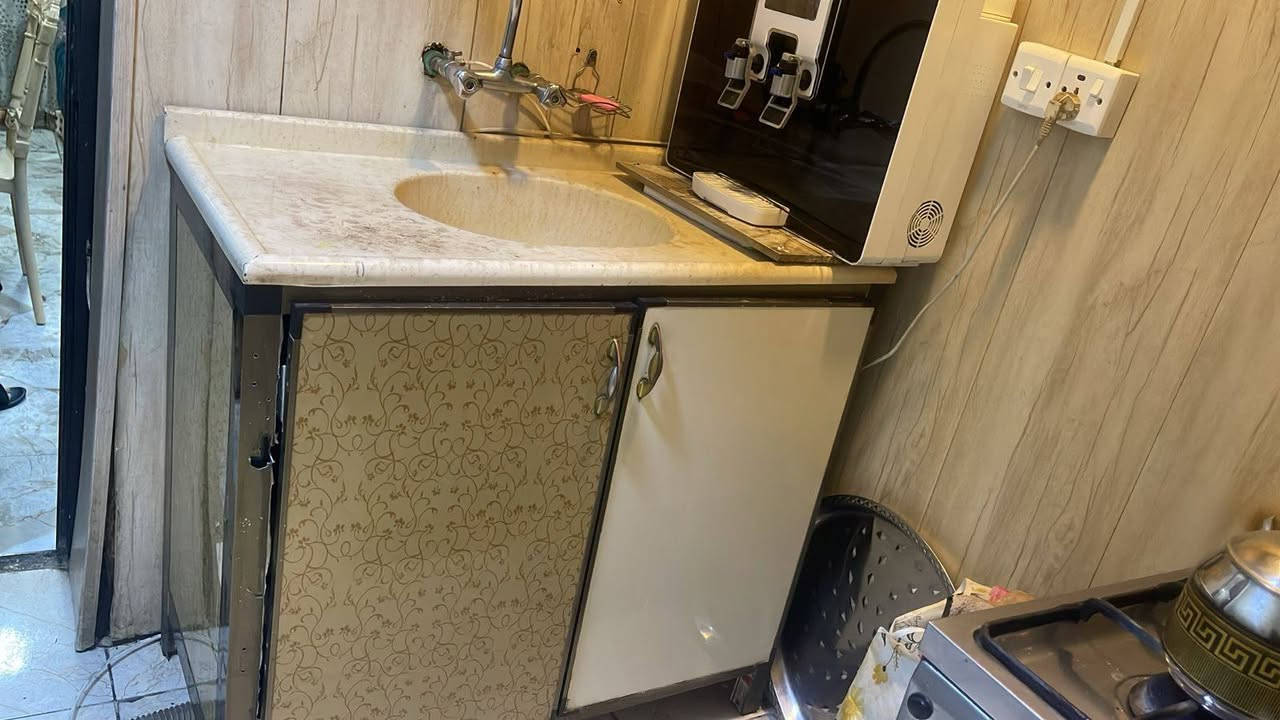 سلام عليكم مكلف بالنشر كاونتر نضيف مترتين ونص ال  كامل ع سنك مرمر وميز للبيع السعر 200
وبي مجال بصيط البياع شرطه الرابعه
عرض


**إذا كنت صاحب هذا الإعلان وتريد حذفه لأي سبب، رجاءا أرسل رسالة إلى الدعم الفني**
