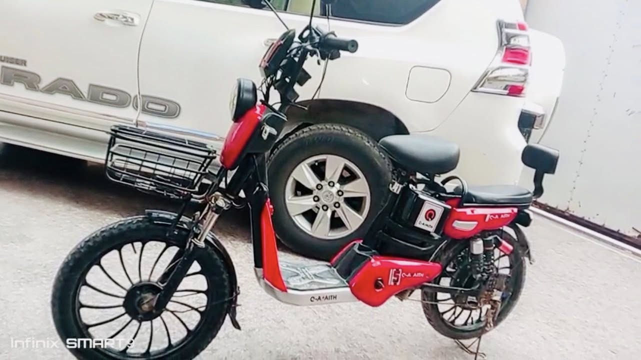 دراجه شحن ( بايسكل ) نظافه ٩٠٪؜
بطاريات ليثيوم …. تمشيك ٢٥ كيلو حقيقي … 50v 

السعر … 275 وبي مجال للشراي 

مكاني كربلاء _ العطيشي 
***********  اتصل وتدلل
