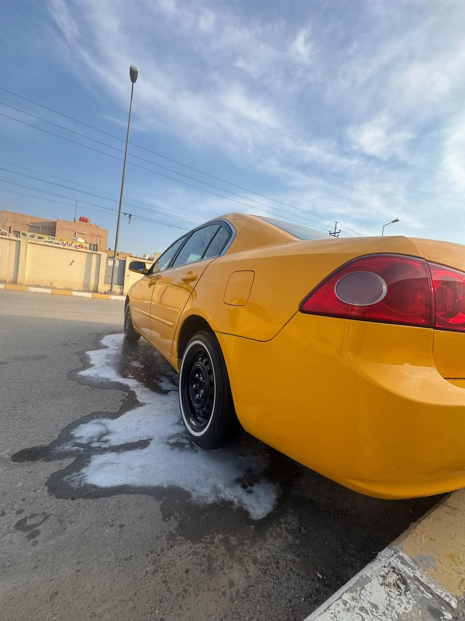 السلام عليكم اوبتيما 8البيع سياره جهازه على اخر حبابه مكينه وكير سياره مابيه ضربه فقط بنيد اني بدلته والقديم موجود والباقي اليبل واحد سياره صبغه جديده دوشمه سفاري ارضيه جهازه رقم *********** مكان ناصريه سوق شيوخ
