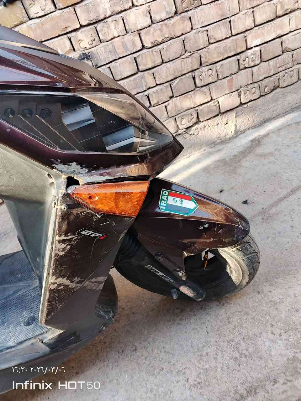 السلام عليكم دراجة سيام فايتر نوزل ياباني دراجة مكفولة لون جوزي مكينة ما مفتوحة فقط  ضربة صغير مثل مامو ضح بالصورة للبيع السعر 500وبيهة مجال المكان بغداد الجديدة الرقم ***********
