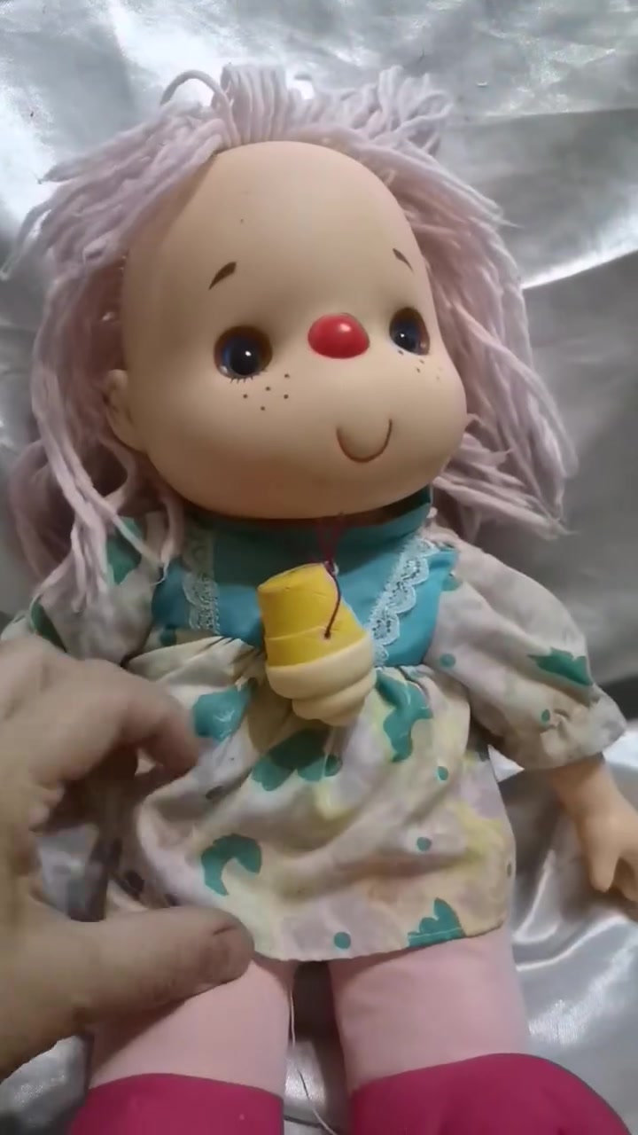 عروسة كرمبة الزمن الجميل طول ٣٥سم كل تفاصيلها واضحة في الصور والفيديو والبيع على ذلك للجادين التواصل خاص فقط وشكرا


**إذا كنت صاحب هذا الإعلان وتريد حذفه لأي سبب، رجاءا أرسل رسالة إلى الدعم الفني**