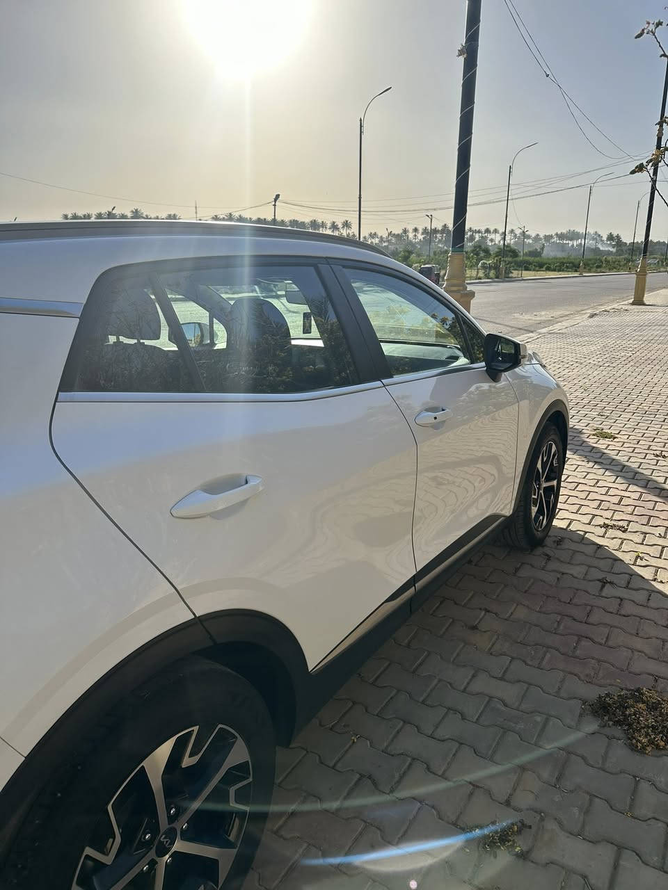 للبيع سبورتج موديل ٢٠٢٤رقم اربيل بسمي تحويل ثاني مباشر كاملة من هزة وسنوية ماشية ٩٠الف داخلها اسود وسعر مناسب للا ستفستار الاتصال ***********
