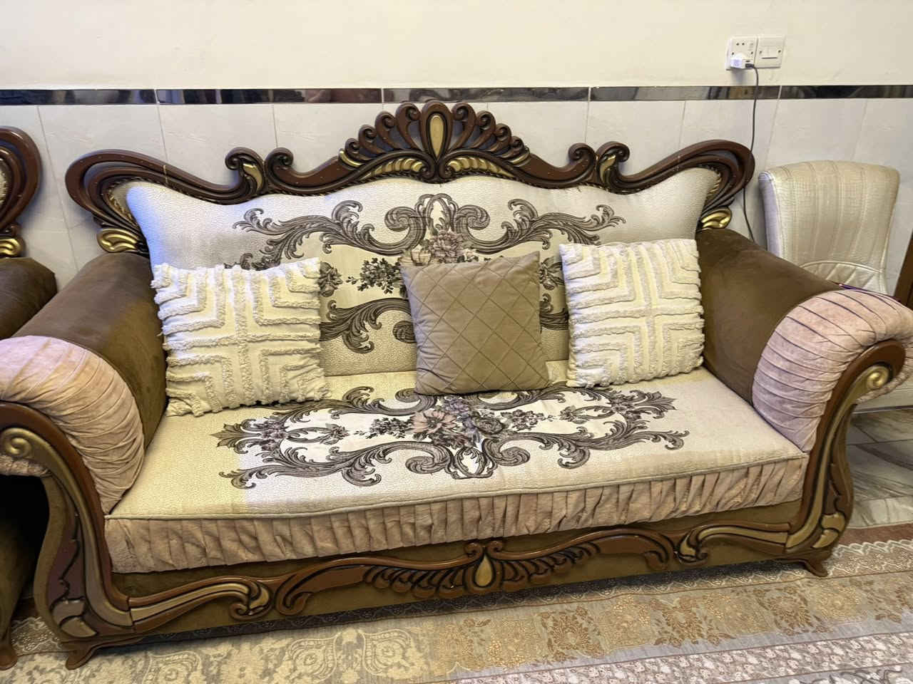 غراض للبيع


**إذا كنت صاحب هذا الإعلان وتريد حذفه لأي سبب، رجاءا أرسل رسالة إلى الدعم الفني**