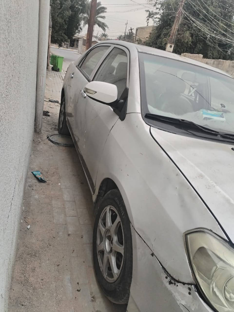 سلام عليكم سياره نوع بيوايدي موديل2013 فول مواصفات واحد عل واحد بصمه فتحه تحكم ستيرن جهة مكفوله منوالحادث والضربه والتبديل والفتح بيه شخوط بس كفاله كير مكينه حداديه تخم تاير تبريد تدفىه تبريد ثلج شاير بل مري بيه صبغ بس العنوان كربلاء السعر 39وبيه مجال حك الجيه شي بسيط الهاتف ***********مامتواجد عل فيس بيع فقط
