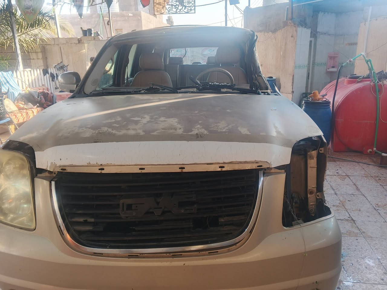 سلام عليكم سياره لبيع ادوات بس الضربه بيه مكان البصره ***********
