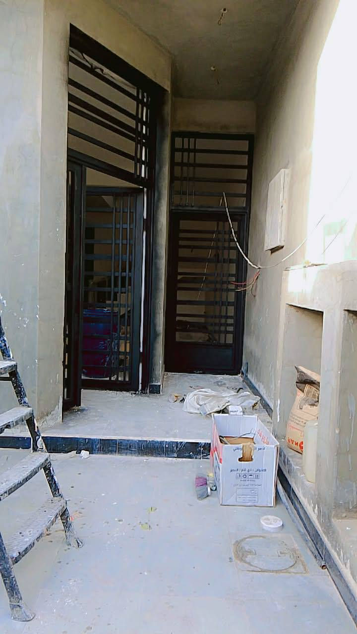 صبغ وتنظيف شبابيك وجهيات وجدران تواصل *********** ابو رهف الصباغ
