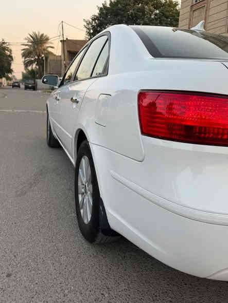 السلام عليكم سوناتا 2010
وارد أمريكي 🇺🇸 كلين 
مكفوله من ضربه وصبغ وتبديل 
مواصفات سيارة 🚘 
1شاسه كابرب بلي 
2كامرة دوارة 
3 مكينه2400دوش
4 نضام نزلاق اي بي اس
5 ويل كروم 
6 تبريد 🧊 ثلج 
7 مكينه وكير على وضع شركه
8تخم تاير جديد
9 سيارة مشدودة منضومت غاز 
10 يدات كروم
سيارة احلى من صور بل عافيه على لي ياخذها 
ارقام وسنويه جدد 
تريد وكاله تريد تحويل 
السعر 140 بيها مجال جدا جدا بسيط 
مكان سيارة بغداد الزعفرانيه 
متواجد رقم فقط ***********
