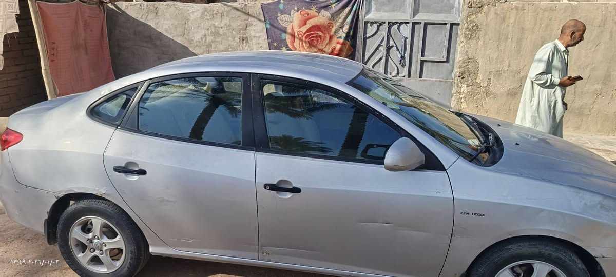 سلام عليكم للبيع.النترا مديل ٢٠٠٩غيار قطعتين بدون دواخل مكينه ١٦٠٠دكشن عالي رقم بغداد بسمي مشروع وطني السعر 98 وبيه مجال رقم التليفون ‏‪***********‬‏ملاحضه مكلف بن نشر
