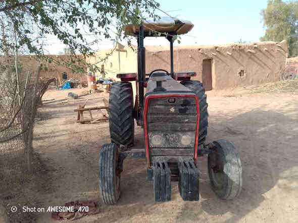 للبيع تنكتر ايراني الموديل 2009السعر 9 ملايين وبيها مجال رقم المبايل ***********
