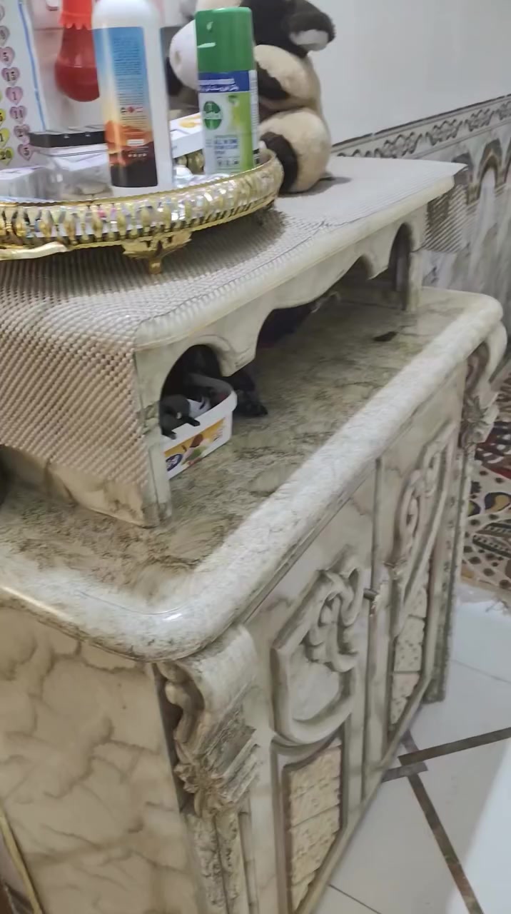 غرفه نوم للبيع  نضيفه كلش *********** للتواصل
