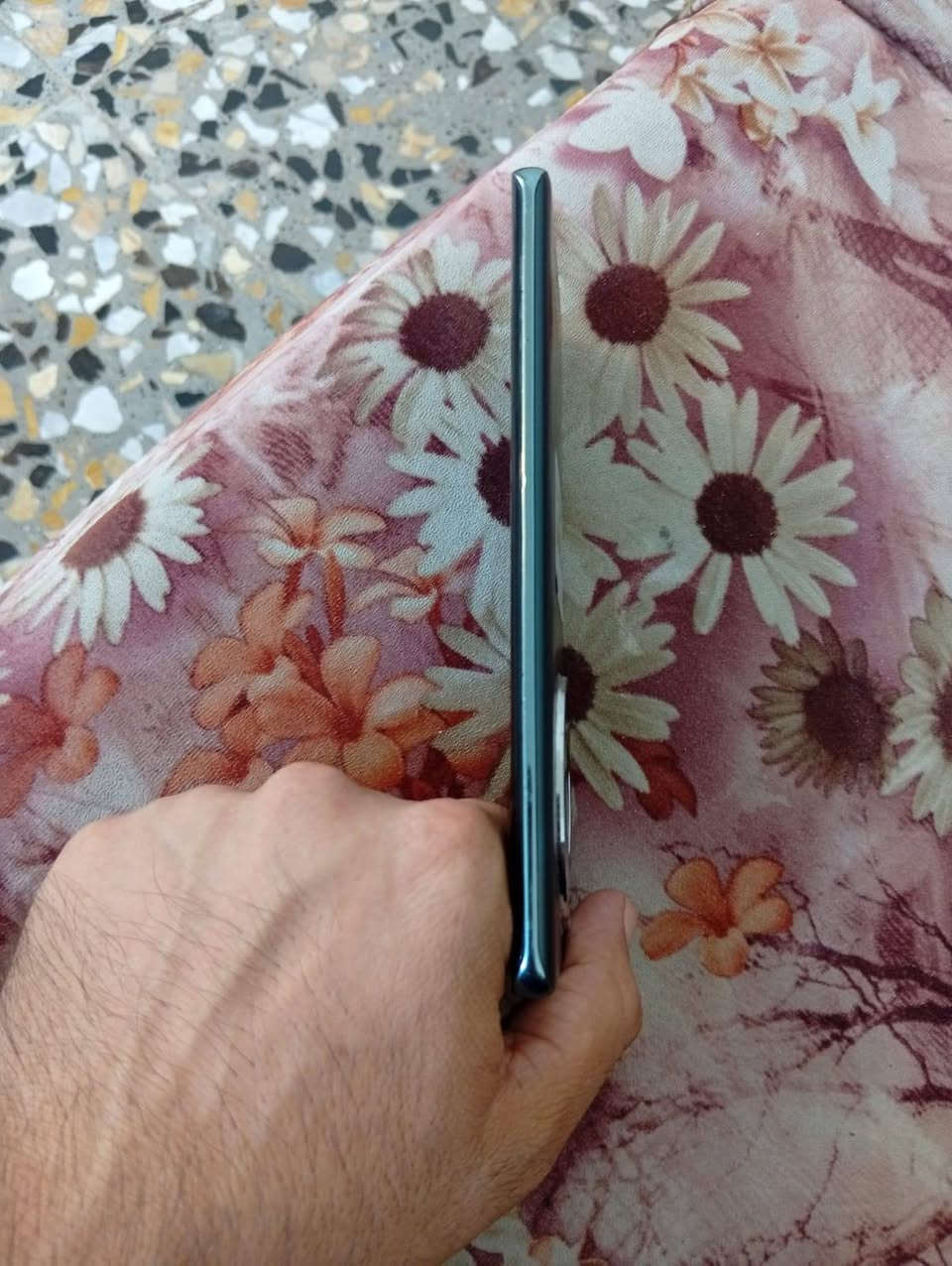 هونر x9b جهاز نضيف ما داخل تصليح على وضع الشركة بس شاحنة وية اصلية السعر 250 بغداد المدينة الصدر ***********
