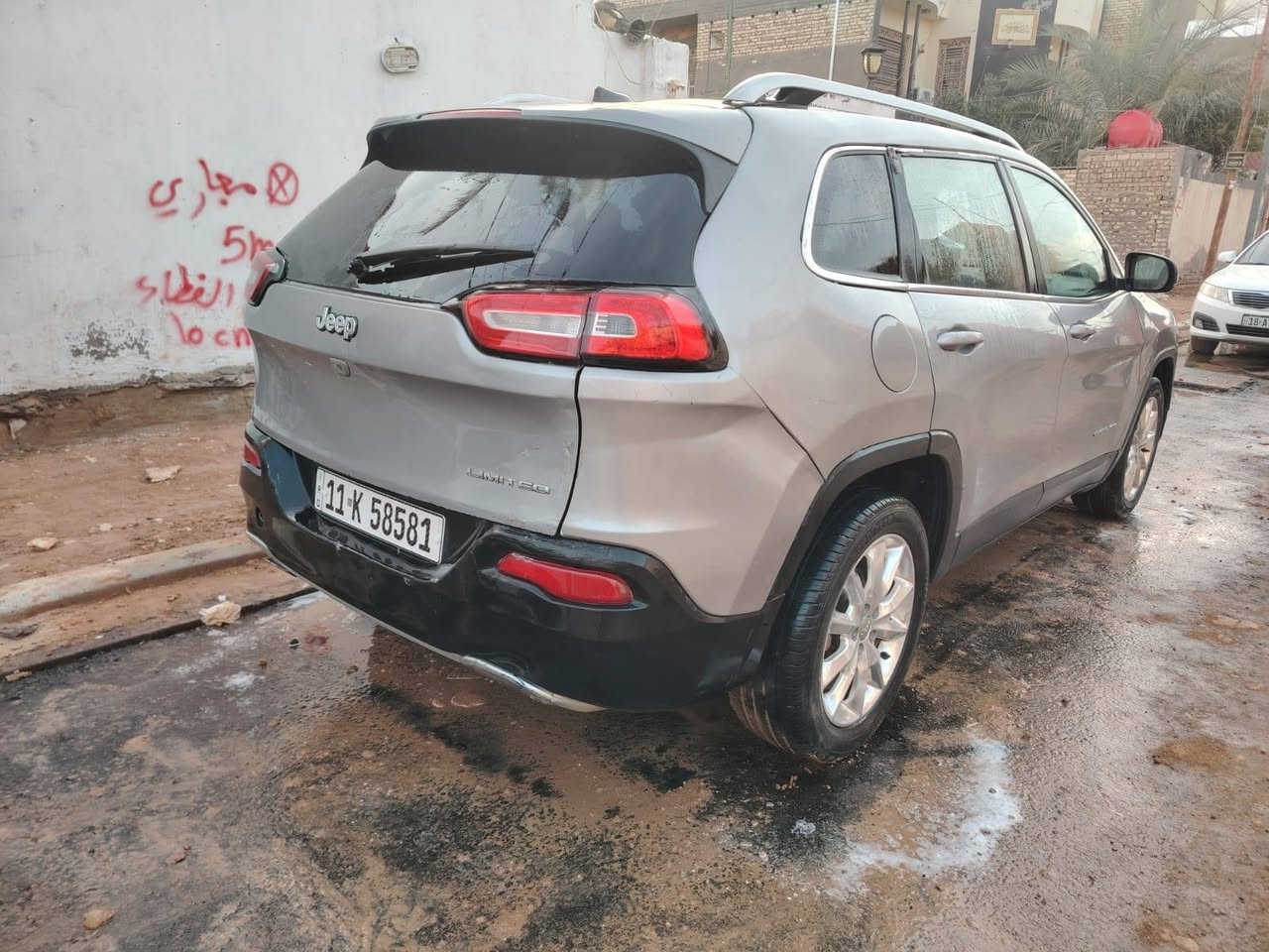 جيب بزونة 16لمتد رقم نكليزي بغداد بسمي 2800مكينه قبق اسود سعر خاص بيع او مراوس ***********
