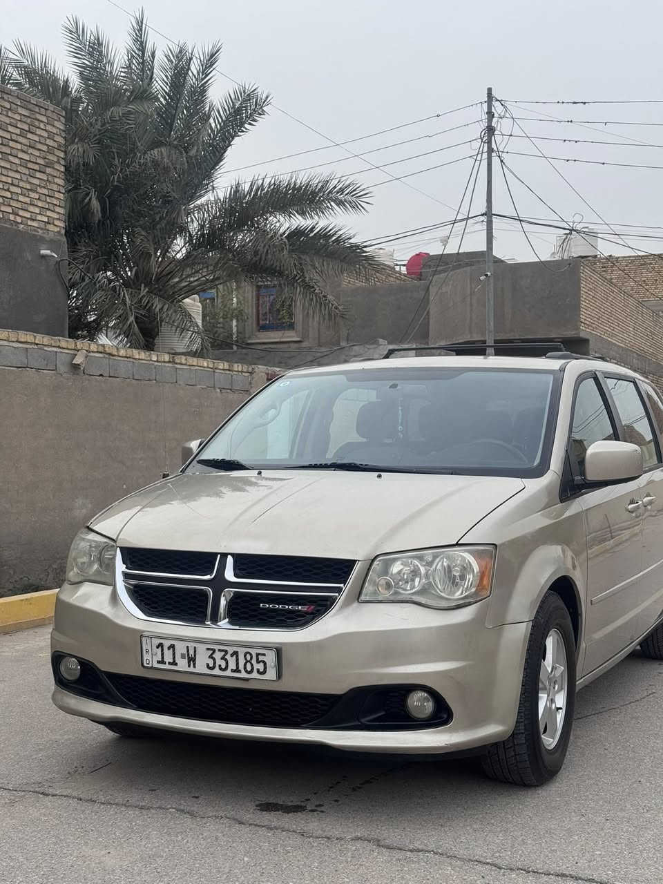 السلام عليكم 
دوج كرفان 2013
فول مواصفات 
ضربتها جاملغ وبنيد 
وباب وره السايق مبدل 
السعر 145وبيها مجال 
العنون ذي قار الإسكان الصناعي 
سياره جاهزه كامله مكمله 
للستفسار ***********

