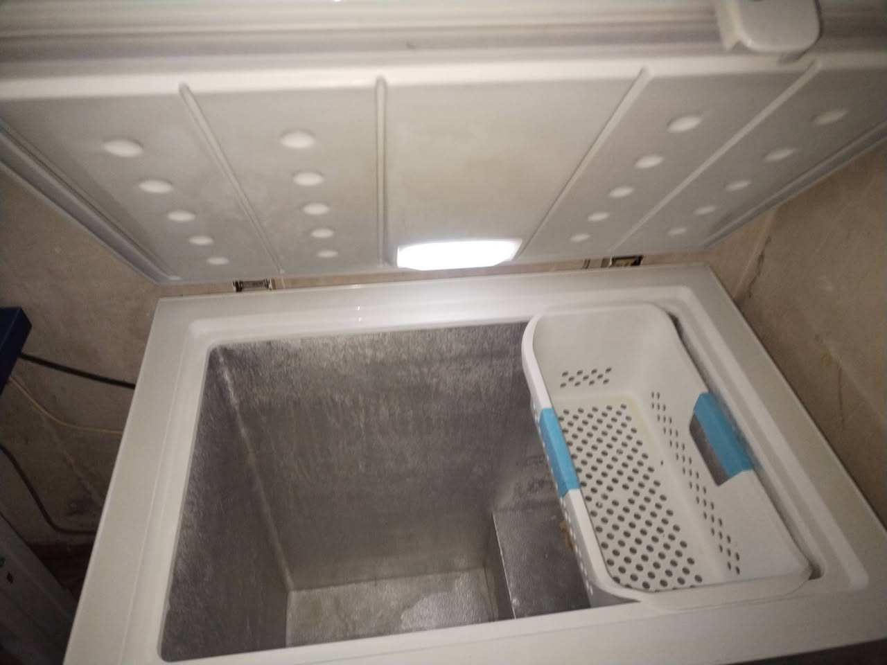 مجمده أخت الجديده مستخدمه ٣ شهور تنقل كتلوكه بيهملف نحاس شرط ١٨٥ بيه مجال بسيط


**إذا كنت صاحب هذا الإعلان وتريد حذفه لأي سبب، رجاءا أرسل رسالة إلى الدعم الفني**