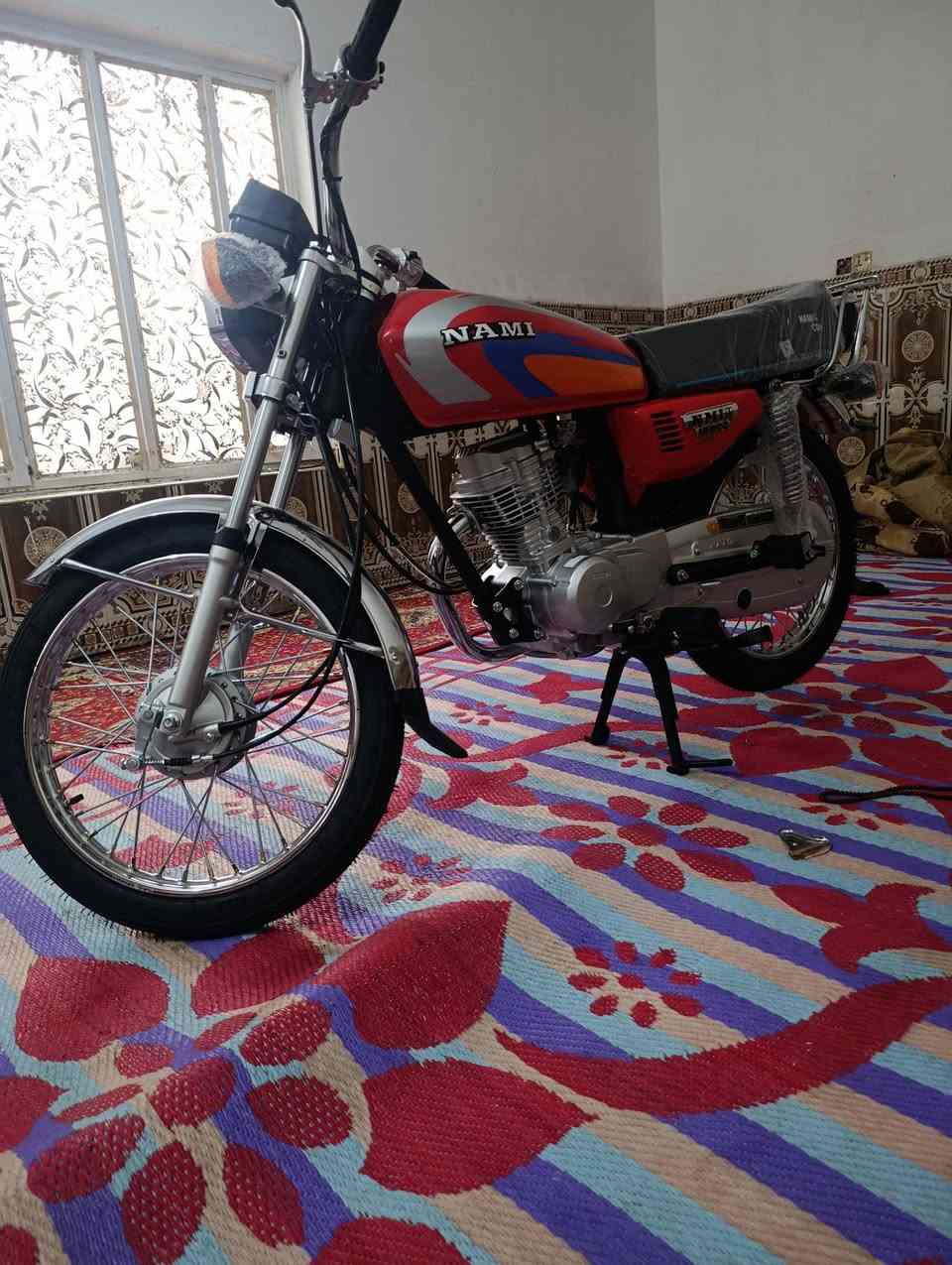 السلام عليكم دراجه للبيع اوراق موديل 2020 باب اول بدراجه ستوها معمره 2026 صاراها يومين معمره شرط بعدها مامسحوگه 
العنوان ميسان طريق عماره مجر الطبر. السعر خاص او اتصال 
مكلف بالنشر      هذا رقم راعيها وحسابه 👈 ‏‪0781 470 5700‬‏
محمد البهادلي
