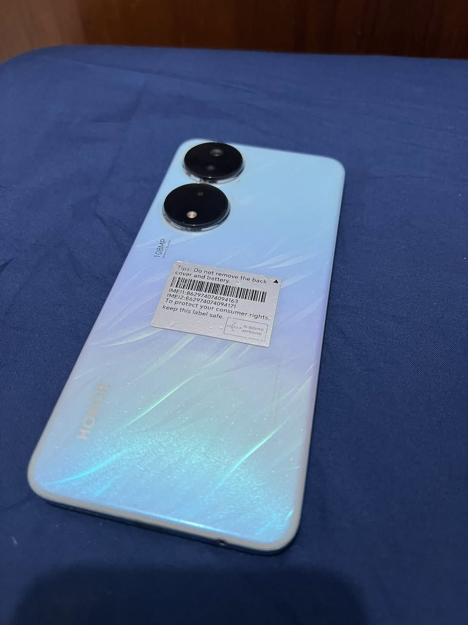 جهاز نضيف جدا استخدام 25يوم
كامل ملحقاته متوفره  *********** 
HONORX7b
