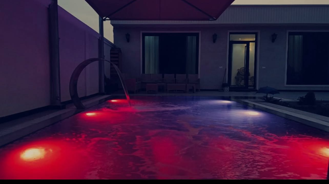 💫🌴 مـزرعــة أبــراك –  🌴💫
🌿 الشفت الكامل الصباحي: 100ألف
🌿 الشفت الكامل المسائي: 125ألف

🌿 والخميس مسائي 150

🌿 الجمعه صباحي 125

والمسائي 150

---

💥 العرض القنبلة – الحجز الثالث مجاني تماماً! 💥

احجز مرتين خلال أسبوع واحد،
واحصل على الثالث مجاناً بالكامل 😍
عرض لا مثيل له في أي مزرعة ببغداد!
⏳ العدد محدود والعروض مستمرة لفترة قصيرة فقط!
---
📍 الموقع:
بغداد – الدورة – البوعيثة (بعد مرقد الشيخ زوين)
🚗 على بُعد 15 دقيقة فقط من
---
🏡 مزرعة أبراك… رفاهية بكل تفاصيلها:
✨ بناء حديث نظيف بالكامل
🌸 حديقة واسعة مزروعة بالورود والأشجار
💦 مسبح بتعقيم وفلاتر حديثة
🔥 جلسة شواء خارجية رومانسية
⚡ كهرباء 24 ساعة
🚻 صحيات غربية حديثة
🏓 ألعاب للكبار – 🎠 ألعاب للأطفال
---
🧧 كل شخص إضافي: 15 ألف دينار
🛑 الشروط:
🚫 ممنوع إدخال الخمور
🚫 الإدارة غير مسؤولة عن الغرق
---
✅ موثوقة عبر تطبيق “أجرلي”
📲 للحجز والاستفسار:
📞 ***********
