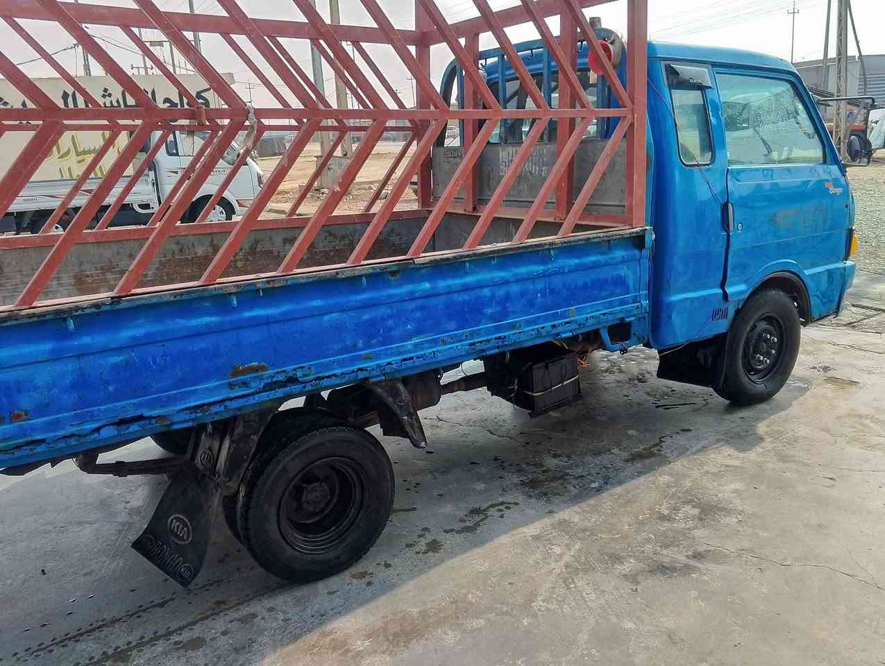 سلام عليكم كيه 95 قماره وربع 7جنكال محرك وكير وكسل مكفولات سيارة رقم بغداد سنويه 29 راعيه بغداد ماوصله تعهد سرقه وعشار سعر 35 وليه مجال قليل مكانش واسط صويره ***********
