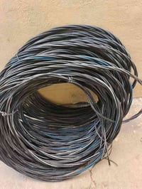 يوجد ضفيره 150متر تركيه اربع خطوك ام 25ملم مستخدمه قليل المتر بلفين رق...