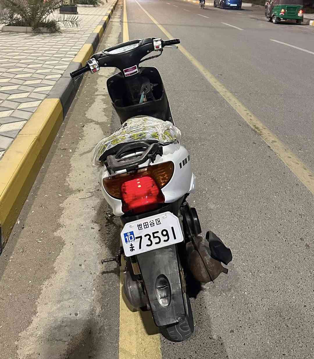 سلام عليكم دراجه 60 للبيع لدراجه جديده مكفوله ومابيه شي واكمله ومحركه نظيف ودراجه مثل ماموضحه بلصور حيل نظيفه ناقصه فقط كتف مال شحن الباتري وهاهيه وسعره ب ٣٥٠ وبيه مجال بسيط ولموشراي ليطبلي ويتعبني هذا رقمي ليحب يدخل وااتساب ***********
