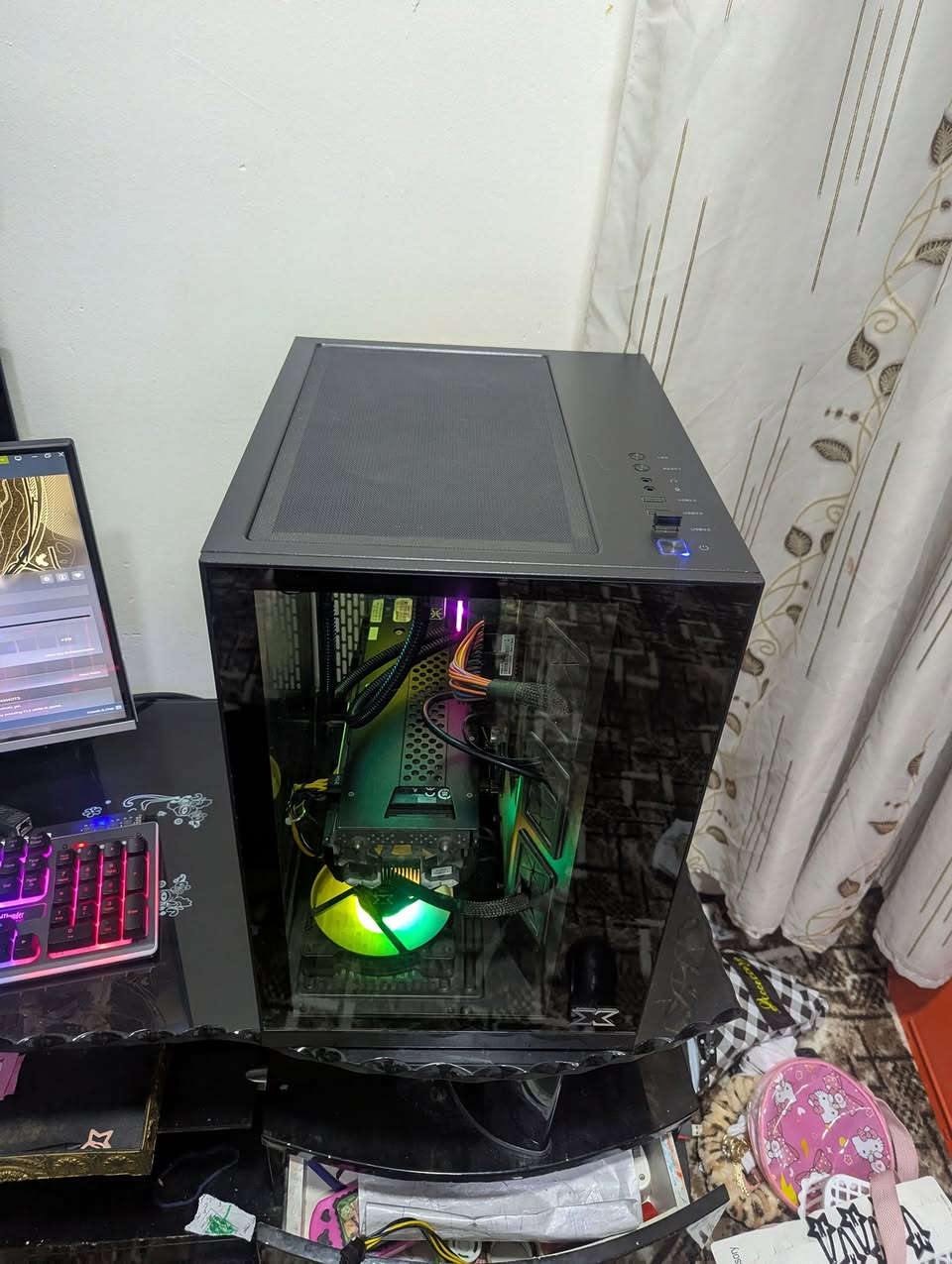 كيس يشتغل كل العاب قواء سعر مع توصيل قفل 550الف فقط كيس 
6Cores/ 12Thread i5 10400F معالج 

Liquad Cooler 240ML RGB تبريد ماء 

M.B H510 Asus Prime مدبورد 

RAM 16GB DDR4 (8×2) رام 

GPU: GTX 1060 6GB INNO3D 3FANS GAMING OC كرت

Storage: M.2 128GB +HDD 500GB هارد 

PSU 700W Aigo RGB بور سبلي 

CASE Xigmatek + 5FANS RGB كيس


**إذا كنت صاحب هذا الإعلان وتريد حذفه لأي سبب، رجاءا أرسل رسالة إلى الدعم الفني**