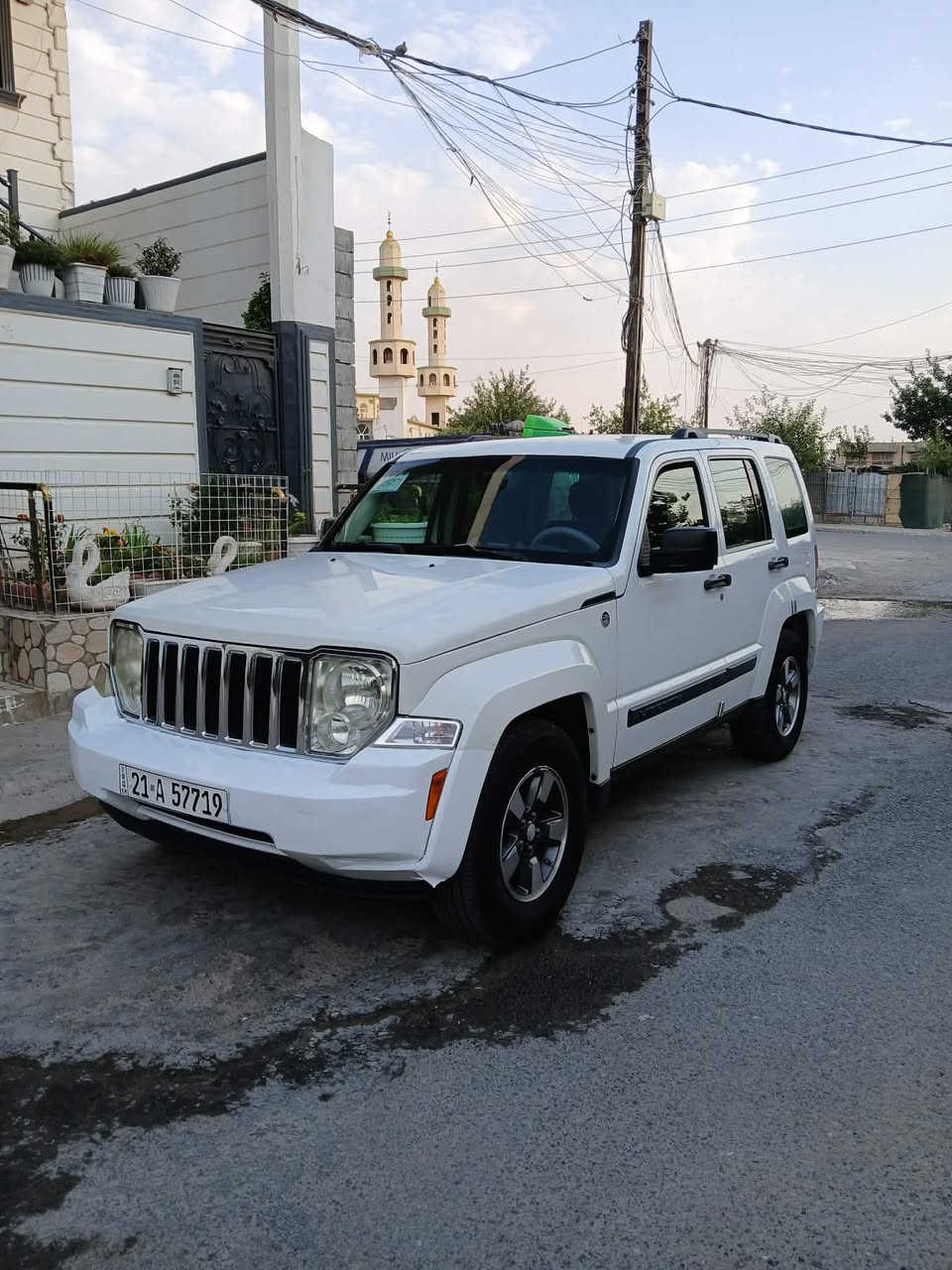 جيب ليبرتي ستيشن
موديل 2008
إطارات صالحة حتى 2027 ساعة
ناقل الحركة والمحرك بحالة ممتازة
النظام الكهربائي قوي ويعمل بكفاءة
حساس ضغط الإطارات يعمل
محور مزدوج
ستة مكابس
نظام ABS
مرآة السائق مزودة بكاميرا
عجلتان أماميتان جديدتان
إطاران خلفيان بضمان سنتين
محدد السرعة يعمل بكفاءة وثبات
تم استبدال غطاء المحرك وتركيب عجلتين أماميتين جديدتين
أربعة أبواب بعجلة قيادة باردة
الزجاج الأمامي كهربائي
يمكن تقسيمها إلى ثلاثة أجزاء
***********
