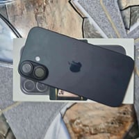 ايفون ١٦ عادي • ١٢٨ • بطارية ١٠٠%