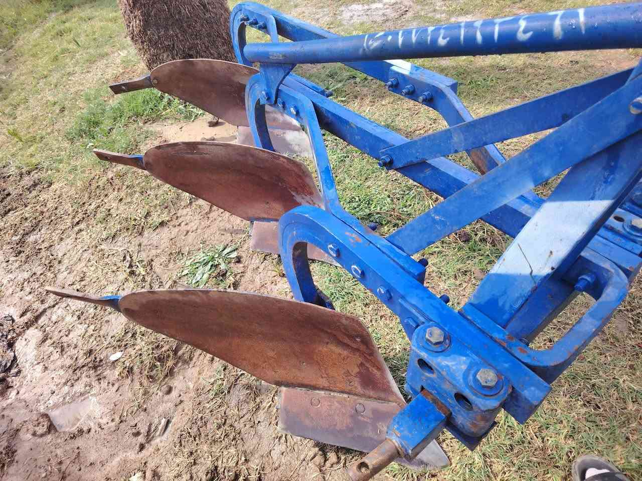 فدان عنتر جديد مشتغل فحص فقط مكفول شرط الشغل
العنوان الديوانية دغاره
لتواصل 
رقم الهاتف ***********
