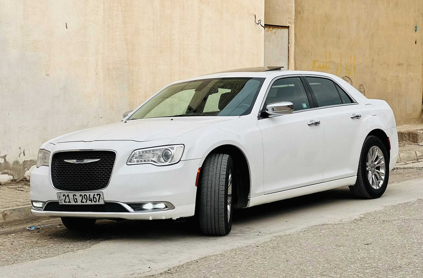 سلام عليكم
اوباما 2017 
رقم سليمانية سنوية جديدة مع دفتر بانزين
عداد السيارة 95510 ml 
المحرك 3600
كير ومحرك شرط
حدادية شرط
مواصفات السيارة (c) معروفة مواصفات ال c فول مواصفات 
سيارة بدون ضرر فقط باب السكن بي تعديل بارد على كد اصبعين فقط بدون قطرة صبغ
باقي السيارة كفالة عامة وشرط من الدعامية لدعامية
مكان السيارة كركوك
شرط التحويل
سعر السيارة 267 وبيها مجال بسيط 
رقم صاحب السيارة ***********
غير متواجد عل فيس
