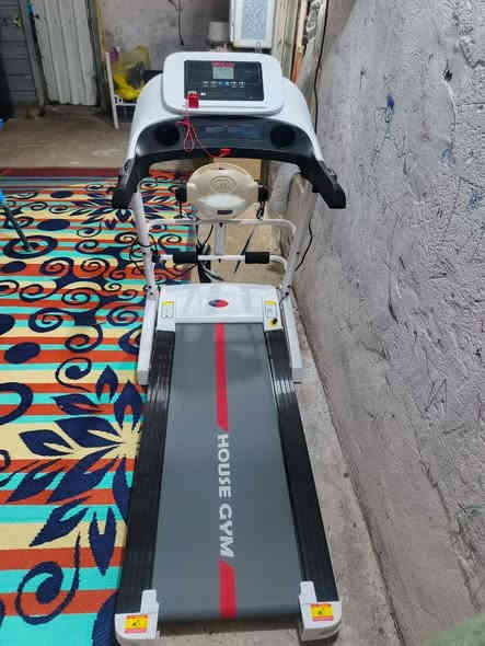 السلام عليكم
جهاز جري دبل موطور جبلي يحمل وزن 130 كيلو وسرعته 140وسعرة 400 اوياه جهاز كسر الشحوم ماصارلي شهر من أخذته ب 650 مكاني كربلاء رقم ***********
