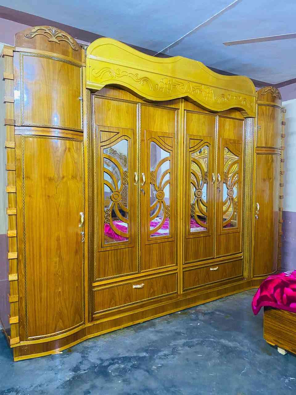 غرفه نوم ملكي صاج عراقي فصال نظيفه فول للاستفسار الاتصال على الرقم ***********
