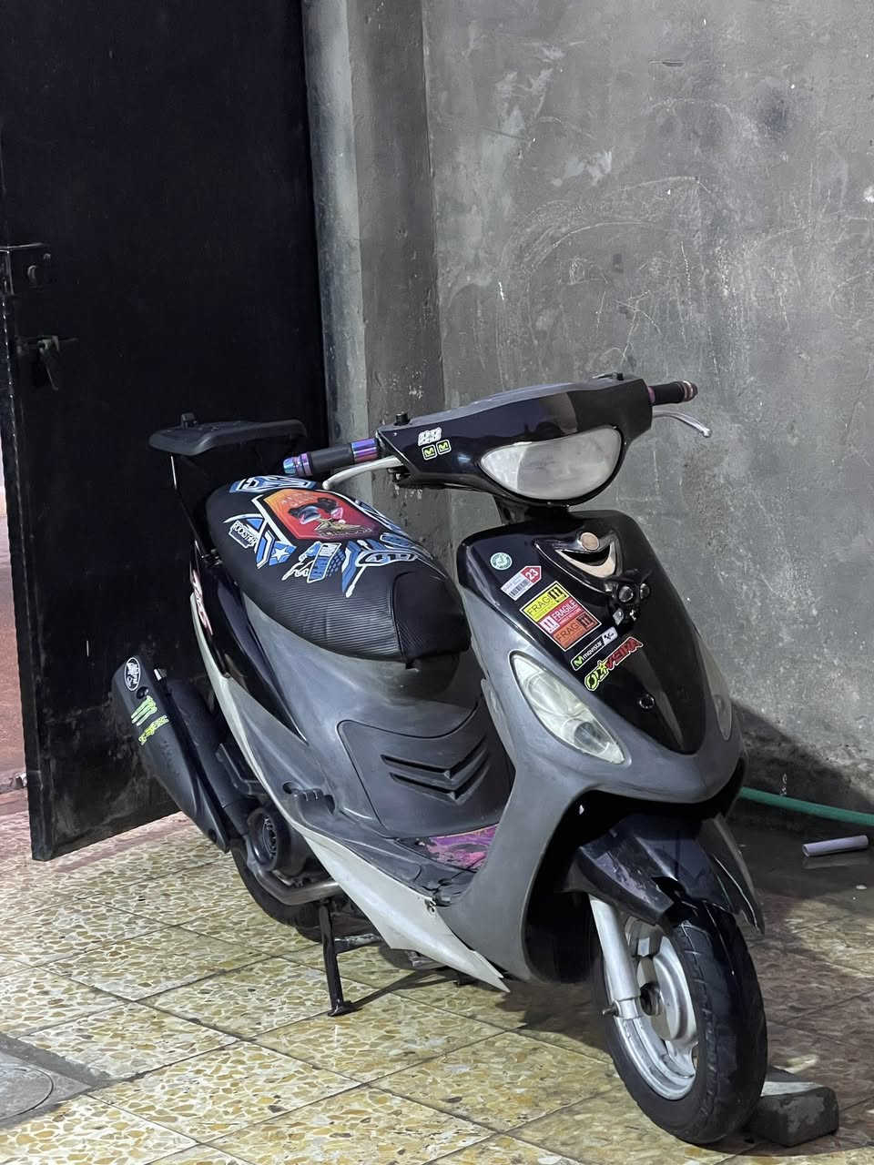 ماكس منغولي مفتوحة مره وحده ولفات دراجة تاكل الكاع اي نقص مابيها ربع ماتذب عليها
سلف هندر اشاير كلوب مازدا كلوب بومة خير من الله الدراجة 
السعر 550 مكاني ياسين خريبط


**إذا كنت صاحب هذا الإعلان وتريد حذفه لأي سبب، رجاءا أرسل رسالة إلى الدعم الفني**