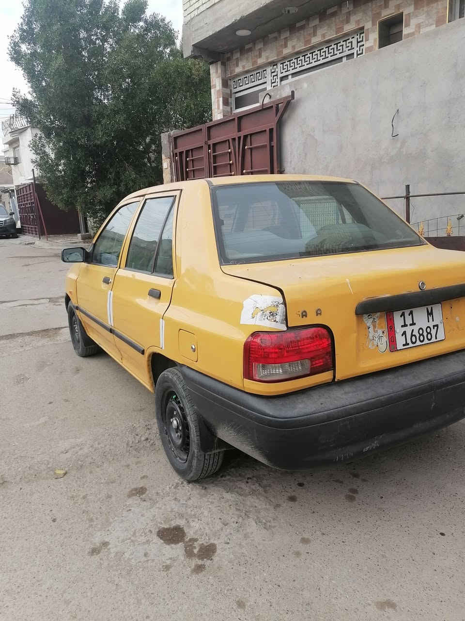 سلام عليكم سياره للبيع سايبة موديل 2015 بإسمي بس مكينه تبخر تحويل ثاني يوم مكاني بغداد حي الجهاد رقم ***********
