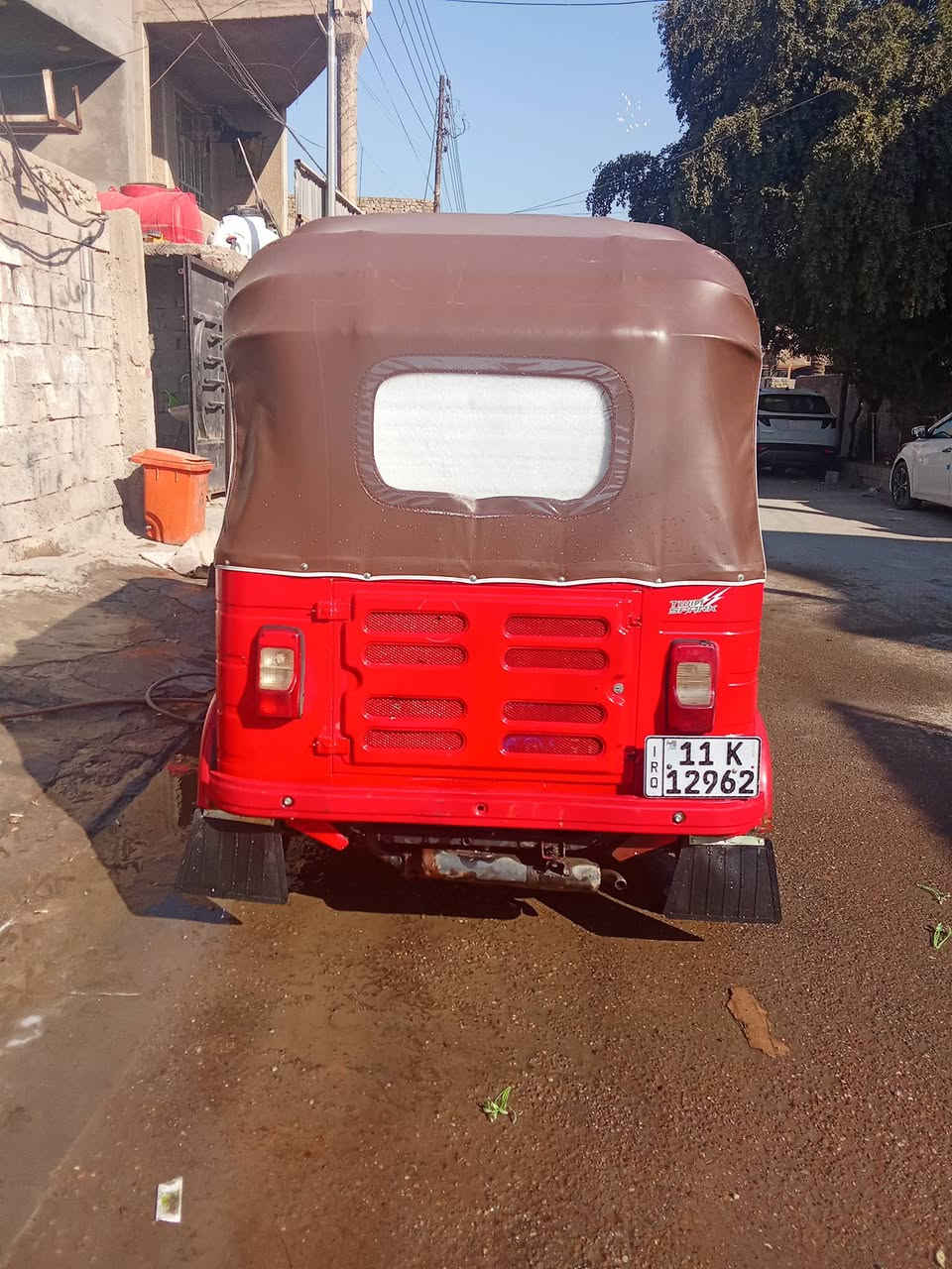 سلام عليكم تكتك 18 رقم وسنويه تحويل ثاني يوم ب 5200 وبيها مجال مكان كماليه ***********
