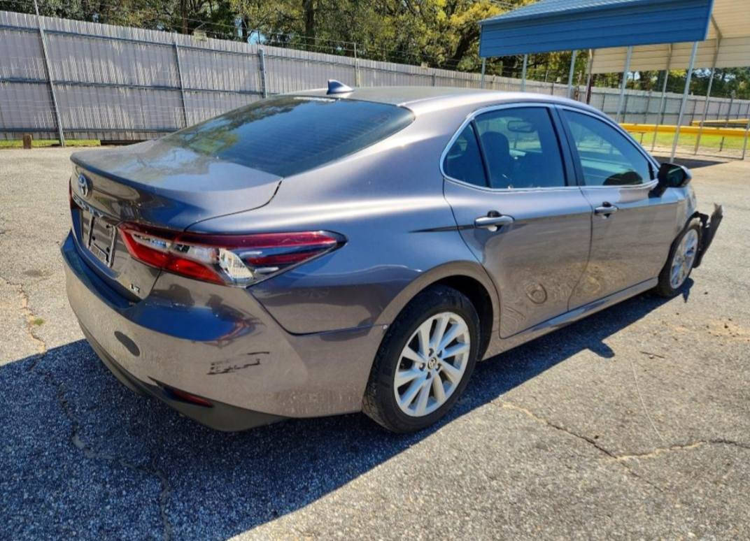 تويوتا كامري 2024 سعر 70 ورقه– حادث بسيط (ضربة خفيفة)
✔️ محرك 2.5 لتر اقتصادي وقوي
✔️ قوة تقريباً 203 حصان �
✔️ قير أوتوماتيك 8 سرعات
✔️ دفع أمامي مع ثبات عالي
✔️ صرفية بنزين ممتازة (حوالي 32 MPG) �
✔️ شاشة + Apple CarPlay و Android Auto �
✔️ كاميرا خلفية + أنظمة أمان متطورة
✔️ مناسبة للاستخدام اليومي والسفر
Edmunds
Edmunds
Cars.com
💰 بيع مباشر من داخل أمريكا
📦 نوفر: ✔️ شراء من المزادات الأمريكية
✔️ شحن مباشر إلى العراق
✔️ متابعة كاملة لحد الاستلام
📍 موقع المكتب: تكريت
📩 للحجز والاستفسار راسلنا خاص


**إذا كنت صاحب هذا الإعلان وتريد حذفه لأي سبب، رجاءا أرسل رسالة إلى الدعم الفني**