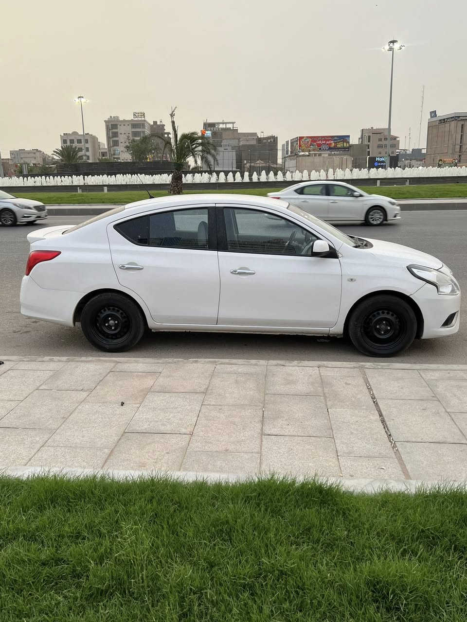 السلام عليكم
نيسان صني 2021 كفاله لا ضربه ولا صبغ ولا تبديل بيها بارد مكانين كلش خفيف جاهزة من كلشي مغلفه ارضيه وكشنات شاشه كامرة خلفيه تخم تاير جديد باتري جديد مكاني البصرة رقمي *********** السعر قفل 93
