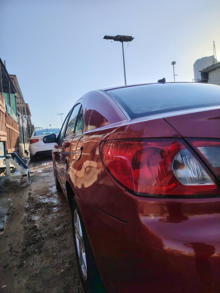 كلايسلر سبرينغ 2008
 محرك 2400 جديد  4 بستن
 كير اوتوماتيك جديد
شاشة ايباد، مثبت سرعة، مانع انزلاق Abs,
4جام كهربائي ، تبريد ، هيتر، كوشن جلد،
 أوراق جديدة لل 29، غرامة 200 الف ،
 بيش وباش كبس،
كان بيها 3 قطع اني بخيتها عام جمالية
سيارة مال بيت مابيها مصرف
سعر 65 ورقة
عنوان مخيم دوميز
 تواصل *********** سميل, دهوك
