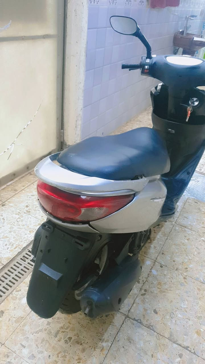 السلام عليكم
بريز فحل شلعه معدل محرك مامفتوح
منفيس موجود
بيها ملاحظات بسيطه بالكفر الأمامي
اريد مراوس بسكنس فحل وانطي فرق
مكاني بغداد ***********
