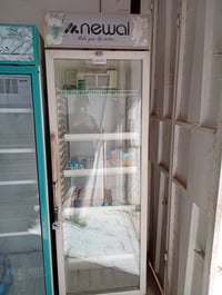 لبيع السعر ٧٠٠ وبيه مجال حك الجية برادين شغالات شراي يتصل 07865170329